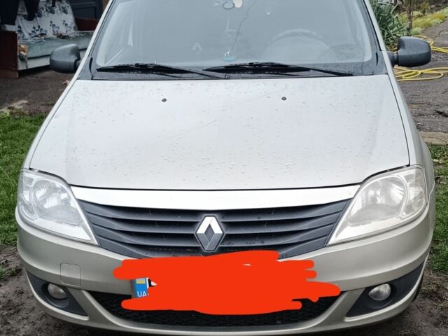 Бежевый Рено Логан, объемом двигателя 1.4 л и пробегом 180 тыс. км за 4600 $, фото 1 на Automoto.ua