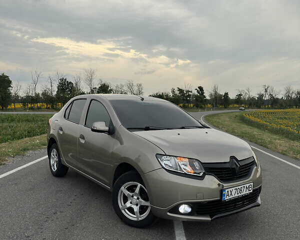 Бежевый Рено Логан, объемом двигателя 1.46 л и пробегом 177 тыс. км за 7000 $, фото 1 на Automoto.ua