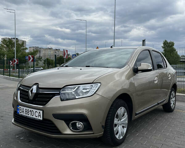 Бежевый Рено Логан, объемом двигателя 1.46 л и пробегом 110 тыс. км за 9250 $, фото 1 на Automoto.ua