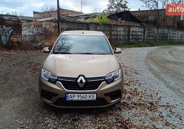Бежевий Рено Логан, об'ємом двигуна 1.46 л та пробігом 72 тис. км за 12000 $, фото 1 на Automoto.ua