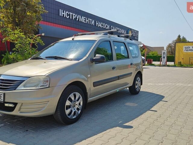Бежевый Рено Логан, объемом двигателя 1.6 л и пробегом 254 тыс. км за 4700 $, фото 1 на Automoto.ua