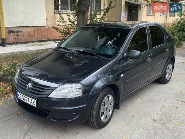 Черный Рено Логан, объемом двигателя 1.4 л и пробегом 145 тыс. км за 5600 $, фото 1 на Automoto.ua