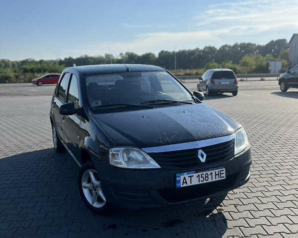 Чорний Рено Логан, об'ємом двигуна 1.39 л та пробігом 215 тис. км за 4000 $, фото 1 на Automoto.ua
