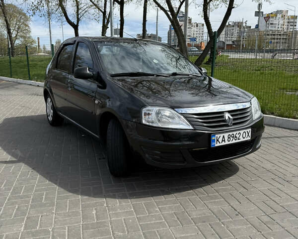 Черный Рено Логан, объемом двигателя 1.39 л и пробегом 124 тыс. км за 4100 $, фото 1 на Automoto.ua