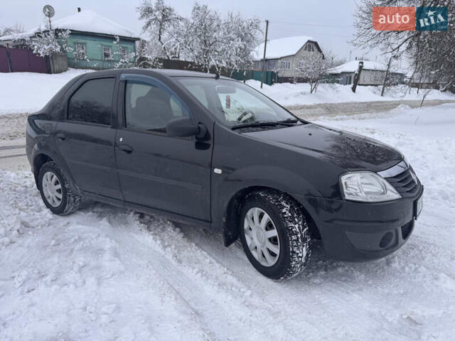 Чорний Рено Логан, об'ємом двигуна 1.39 л та пробігом 198 тис. км за 5150 $, фото 1 на Automoto.ua