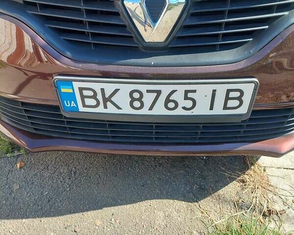 Коричневый Рено Логан, объемом двигателя 0.9 л и пробегом 76 тыс. км за 8000 $, фото 1 на Automoto.ua