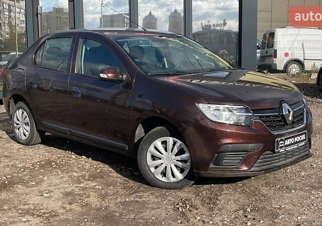 Рено Логан 2017 у Києві на Automoto.ua Коричневий Рено Логан, об'ємом двигуна 1.15 л та пробігом 91 тис. км за 7490 $, фото 1 на Automoto.ua
