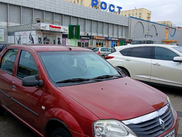 Червоний Рено Логан, об'ємом двигуна 1.4 л та пробігом 116 тис. км за 3900 $, фото 1 на Automoto.ua