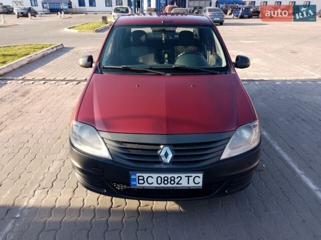 Червоний Рено Логан, об'ємом двигуна 1.39 л та пробігом 330 тис. км за 2011 $, фото 1 на Automoto.ua