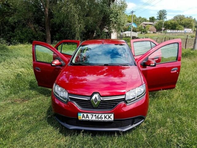 Червоний Рено Логан, об'ємом двигуна 1.1 л та пробігом 180 тис. км за 3511 $, фото 1 на Automoto.ua