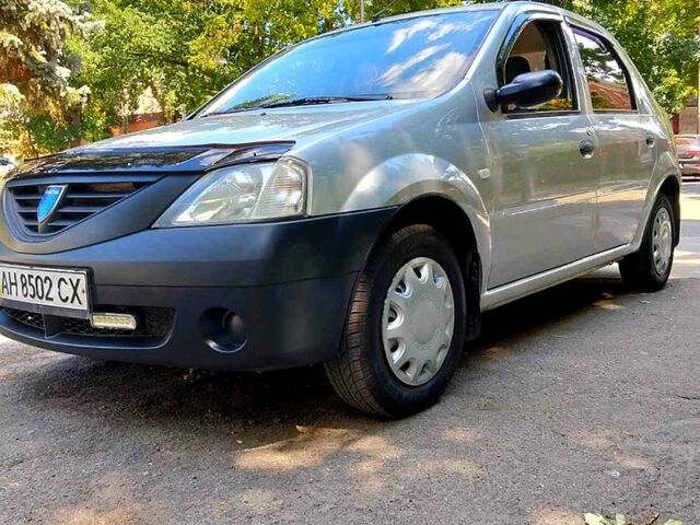 Рено Логан, объемом двигателя 1.4 л и пробегом 200 тыс. км за 3350 $, фото 1 на Automoto.ua