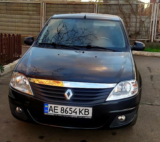 Рено Логан, объемом двигателя 1.6 л и пробегом 0 тыс. км за 5000 $, фото 1 на Automoto.ua