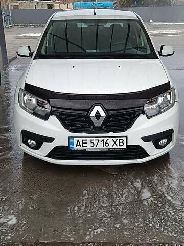 Рено Логан, объемом двигателя 1.5 л и пробегом 215 тыс. км за 7399 $, фото 1 на Automoto.ua