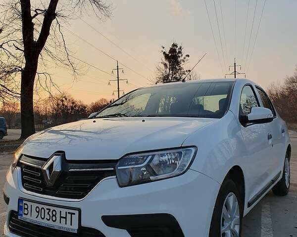 Рено Логан, объемом двигателя 1 л и пробегом 61 тыс. км за 6400 $, фото 1 на Automoto.ua