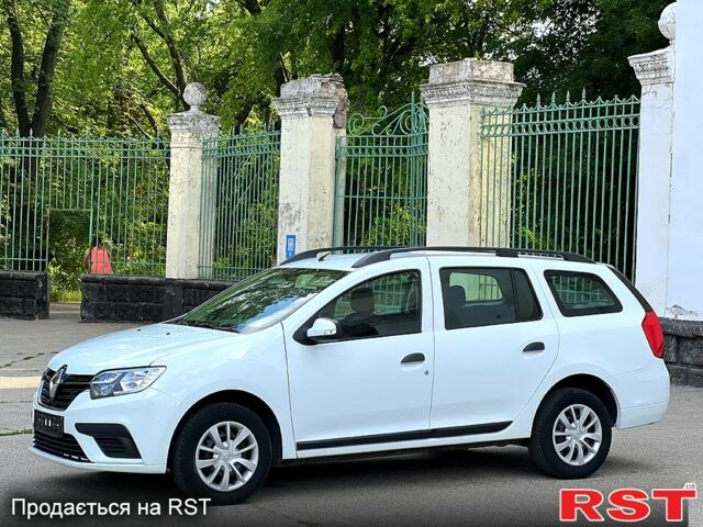 Рено Логан, объемом двигателя 1.5 л и пробегом 56 тыс. км за 9800 $, фото 1 на Automoto.ua