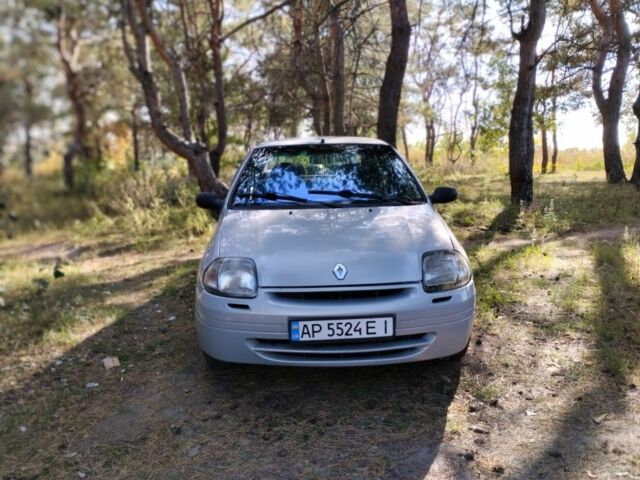 Сірий Рено Логан, об'ємом двигуна 1.4 л та пробігом 39 тис. км за 2300 $, фото 1 на Automoto.ua