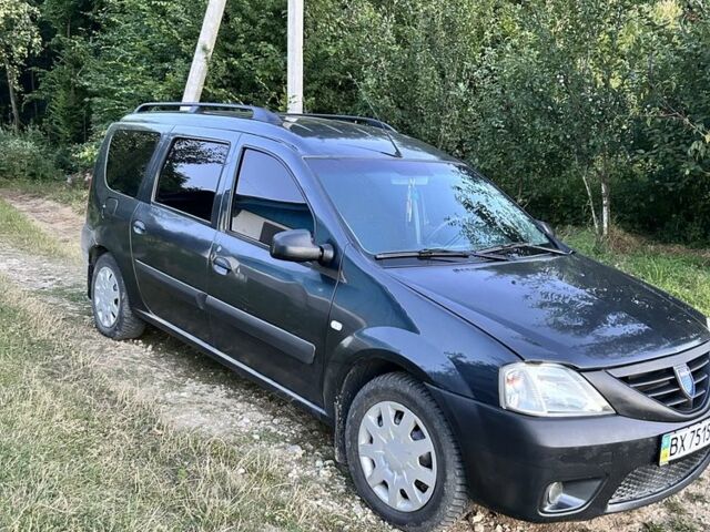 Сірий Рено Логан, об'ємом двигуна 1.6 л та пробігом 317 тис. км за 3800 $, фото 1 на Automoto.ua