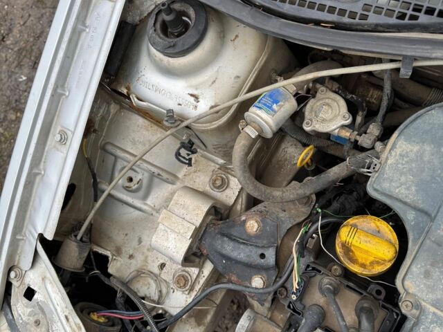 Серый Рено Логан, объемом двигателя 1.8 л и пробегом 80 тыс. км за 650 $, фото 1 на Automoto.ua