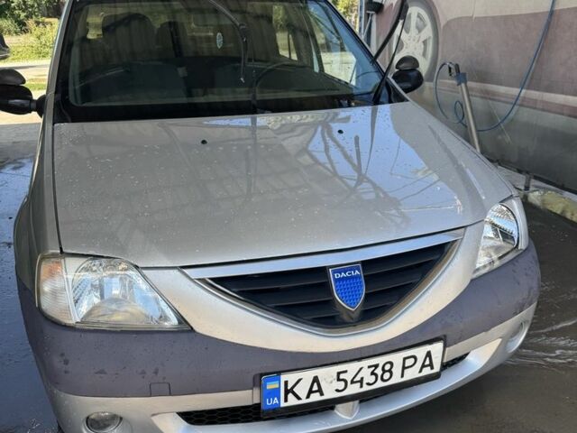 Сірий Рено Логан, об'ємом двигуна 1.6 л та пробігом 240 тис. км за 3500 $, фото 1 на Automoto.ua