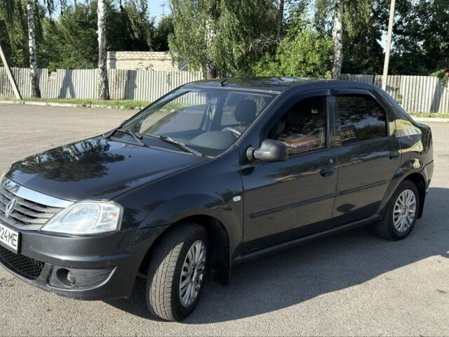 Сірий Рено Логан, об'ємом двигуна 1.6 л та пробігом 335 тис. км за 4850 $, фото 1 на Automoto.ua