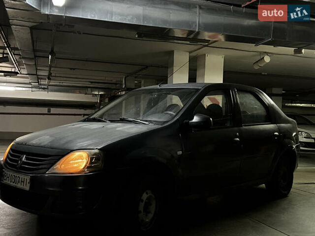 Серый Рено Логан, объемом двигателя 1.39 л и пробегом 220 тыс. км за 1800 $, фото 1 на Automoto.ua