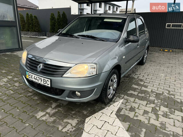 Серый Рено Логан, объемом двигателя 1.46 л и пробегом 242 тыс. км за 4600 $, фото 1 на Automoto.ua