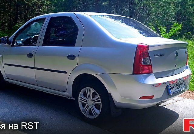 Серый Рено Логан, объемом двигателя 1.4 л и пробегом 350 тыс. км за 3580 $, фото 1 на Automoto.ua