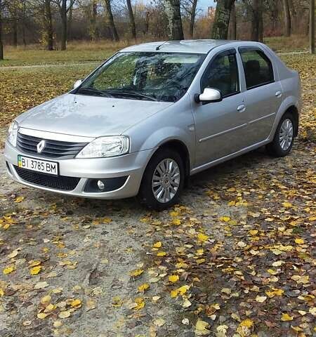 Серый Рено Логан, объемом двигателя 1.6 л и пробегом 36 тыс. км за 6700 $, фото 1 на Automoto.ua