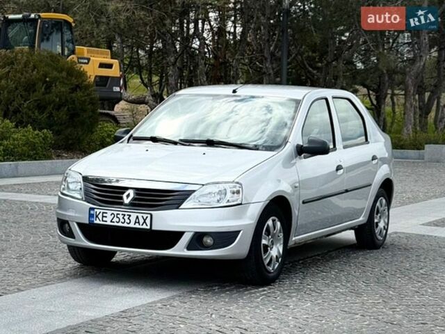 Серый Рено Логан, объемом двигателя 1.39 л и пробегом 162 тыс. км за 4599 $, фото 1 на Automoto.ua