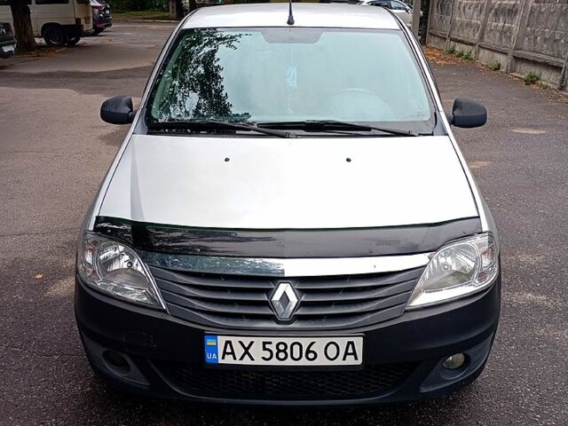 Серый Рено Логан, объемом двигателя 1.4 л и пробегом 0 тыс. км за 2800 $, фото 1 на Automoto.ua