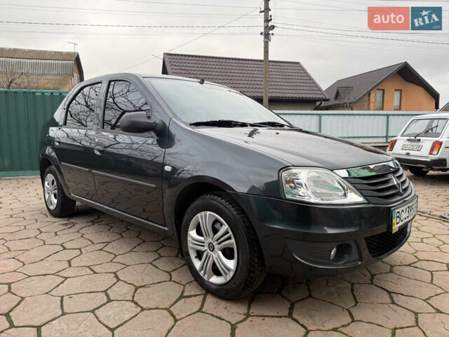 Сірий Рено Логан, об'ємом двигуна 1.6 л та пробігом 115 тис. км за 5850 $, фото 1 на Automoto.ua