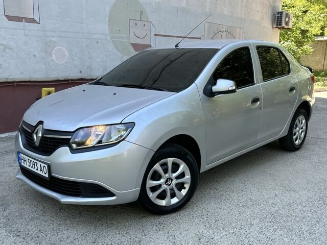 Сірий Рено Логан, об'ємом двигуна 1.1 л та пробігом 207 тис. км за 3800 $, фото 1 на Automoto.ua
