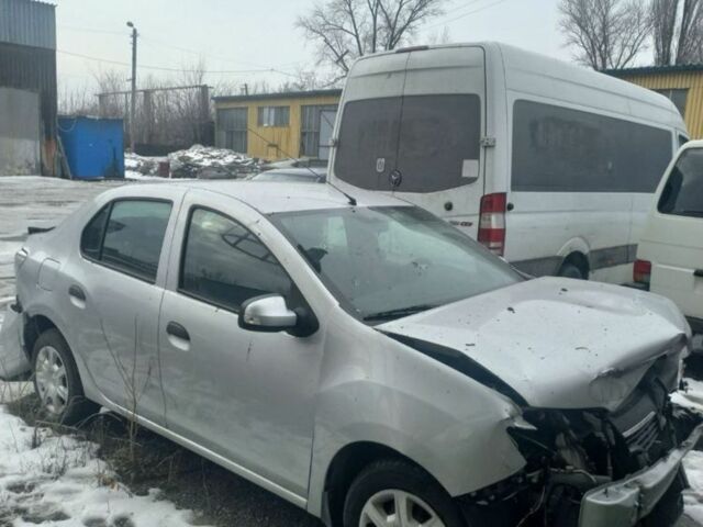 Сірий Рено Логан, об'ємом двигуна 1.1 л та пробігом 119 тис. км за 3024 $, фото 1 на Automoto.ua