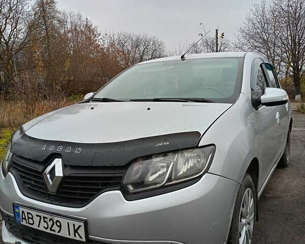 Сірий Рено Логан, об'ємом двигуна 1.15 л та пробігом 240 тис. км за 5600 $, фото 1 на Automoto.ua