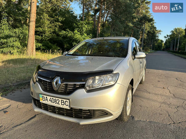Серый Рено Логан, объемом двигателя 1.15 л и пробегом 282 тыс. км за 5150 $, фото 1 на Automoto.ua