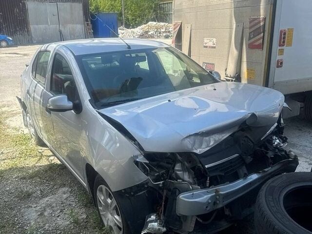 Сірий Рено Логан, об'ємом двигуна 1.15 л та пробігом 119 тис. км за 2238 $, фото 1 на Automoto.ua