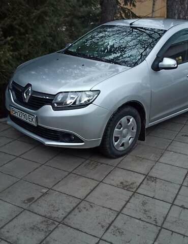 Серый Рено Логан, объемом двигателя 1.2 л и пробегом 196 тыс. км за 5700 $, фото 1 на Automoto.ua