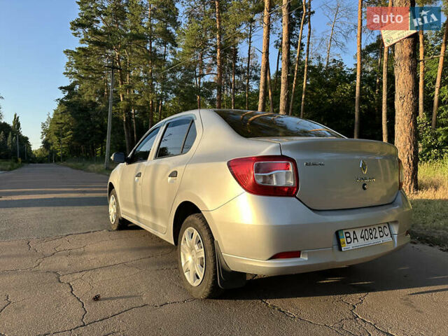 Серый Рено Логан, объемом двигателя 1.15 л и пробегом 293 тыс. км за 4600 $, фото 1 на Automoto.ua