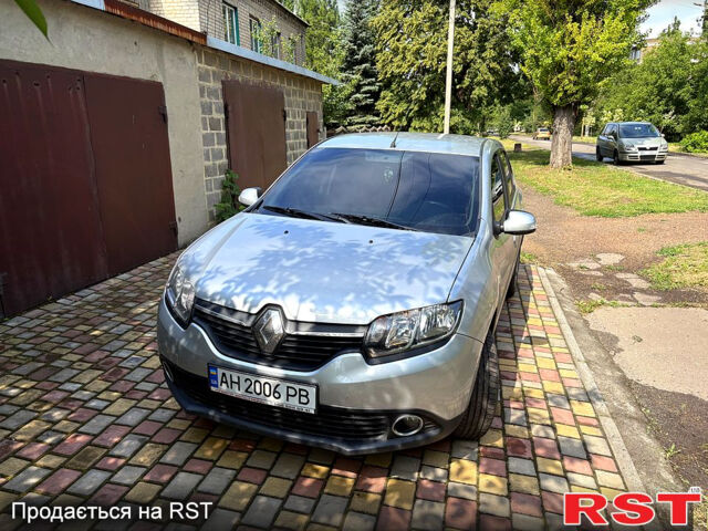 Серый Рено Логан, объемом двигателя 1.1 л и пробегом 91 тыс. км за 6000 $, фото 1 на Automoto.ua