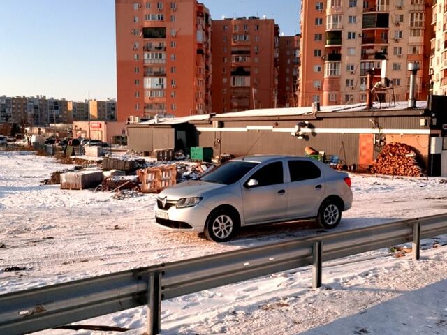 Сірий Рено Логан, об'ємом двигуна 1.1 л та пробігом 195 тис. км за 4600 $, фото 1 на Automoto.ua