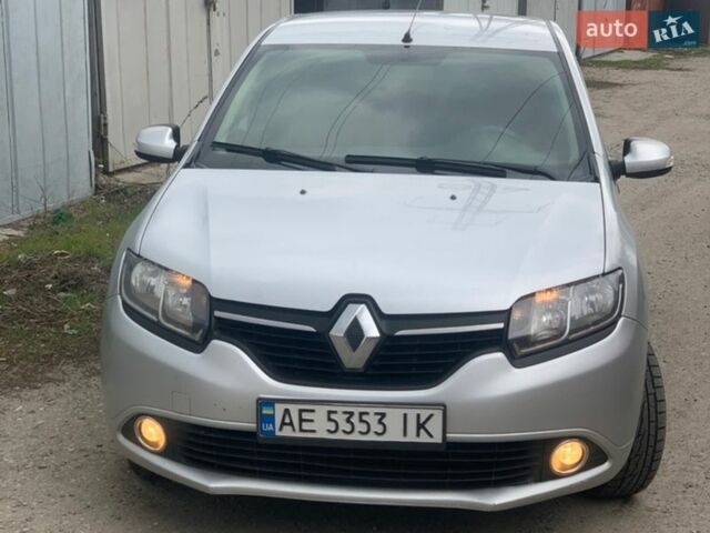 Серый Рено Логан, объемом двигателя 1.46 л и пробегом 321 тыс. км за 4999 $, фото 1 на Automoto.ua