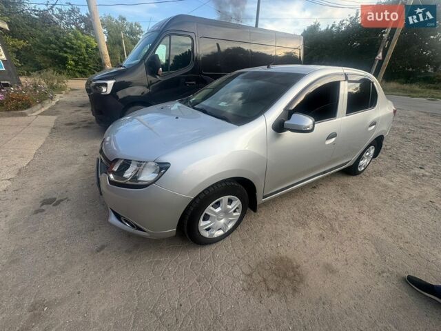 Сірий Рено Логан, об'ємом двигуна 1.15 л та пробігом 210 тис. км за 5900 $, фото 1 на Automoto.ua