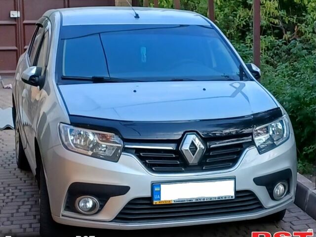 Серый Рено Логан, объемом двигателя 1.6 л и пробегом 65 тыс. км за 7700 $, фото 1 на Automoto.ua