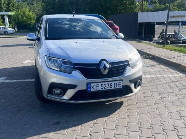 Серый Рено Логан, объемом двигателя 1.5 л и пробегом 160 тыс. км за 7500 $, фото 1 на Automoto.ua