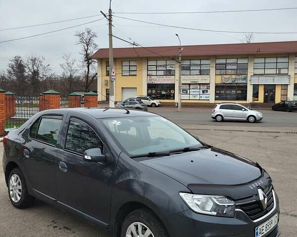 Серый Рено Логан, объемом двигателя 1.46 л и пробегом 150 тыс. км за 7700 $, фото 1 на Automoto.ua