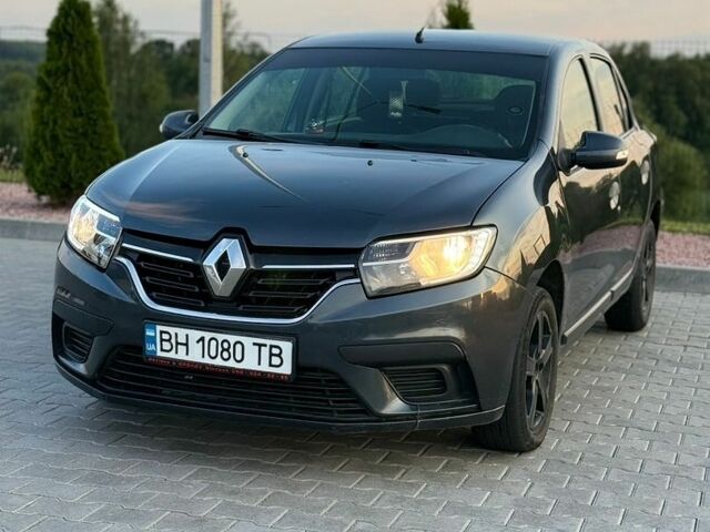 Сірий Рено Логан, об'ємом двигуна 0.9 л та пробігом 226 тис. км за 4850 $, фото 1 на Automoto.ua