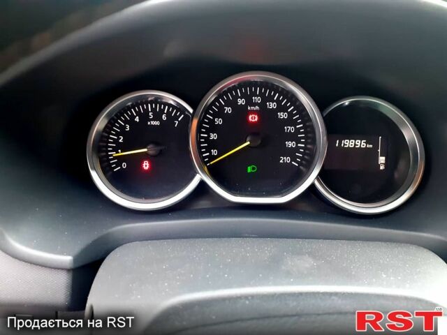 Сірий Рено Логан, об'ємом двигуна 1.5 л та пробігом 120 тис. км за 7800 $, фото 1 на Automoto.ua