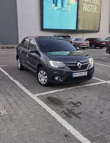 Серый Рено Логан, объемом двигателя 1.46 л и пробегом 79 тыс. км за 10000 $, фото 1 на Automoto.ua