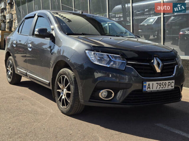 Серый Рено Логан, объемом двигателя 1.5 л и пробегом 230 тыс. км за 8900 $, фото 1 на Automoto.ua