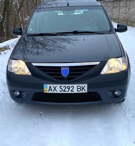 Сірий Рено Логан, об'ємом двигуна 1.6 л та пробігом 156 тис. км за 4600 $, фото 1 на Automoto.ua